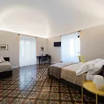 Frühstückspension Sciara Larmisi 4*