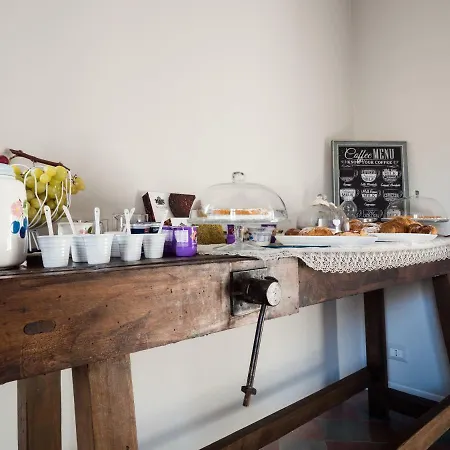 Sciara Larmisi Bed & Breakfast